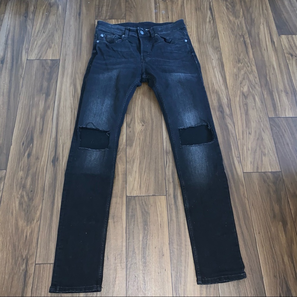 H&M Skinny Black Blowout Knee Distressed Jeans 29